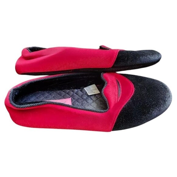 Betsey Johnson LIPPSSS Velvet Slip Ons Size S (5-6) - Picture 3 of 7